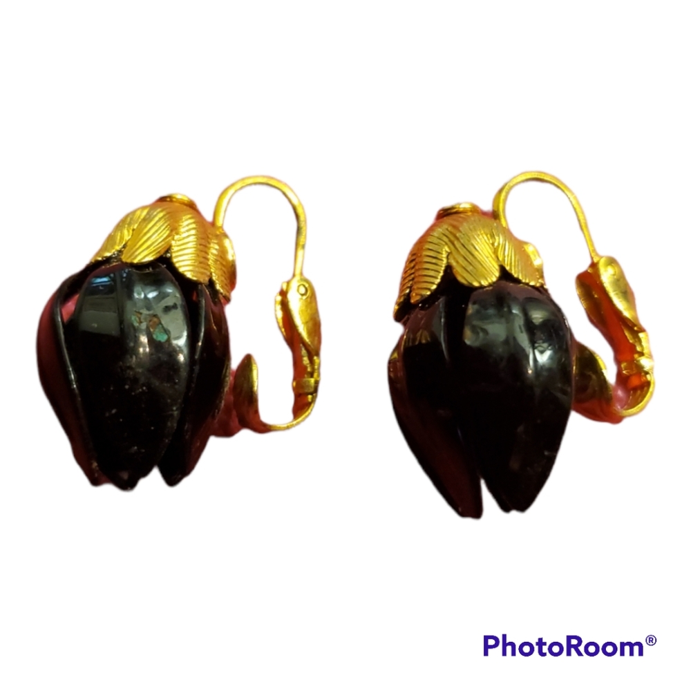Black and Gold Vintage Clip On Earrings
